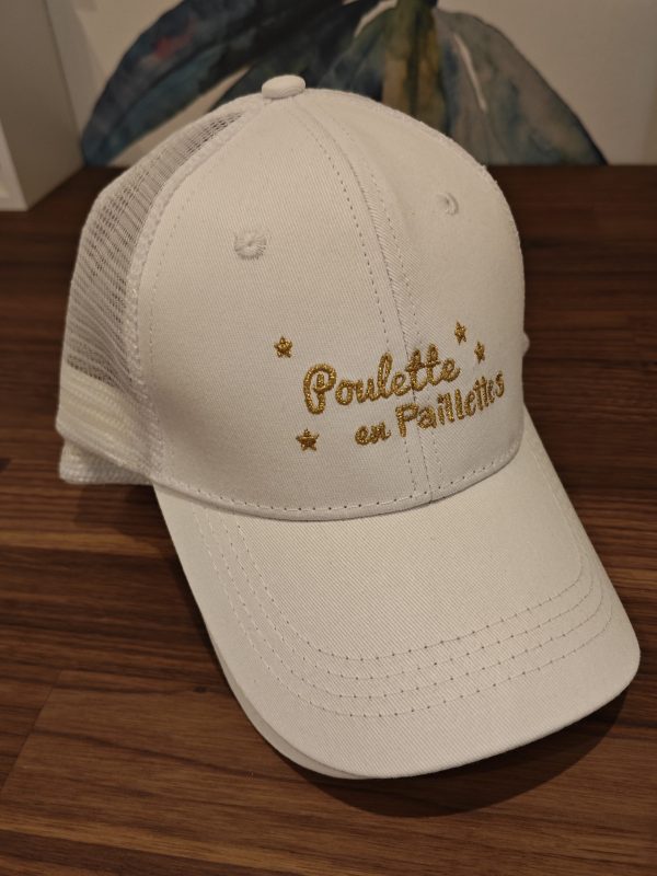 CASQUETTE BLANCHE DORE