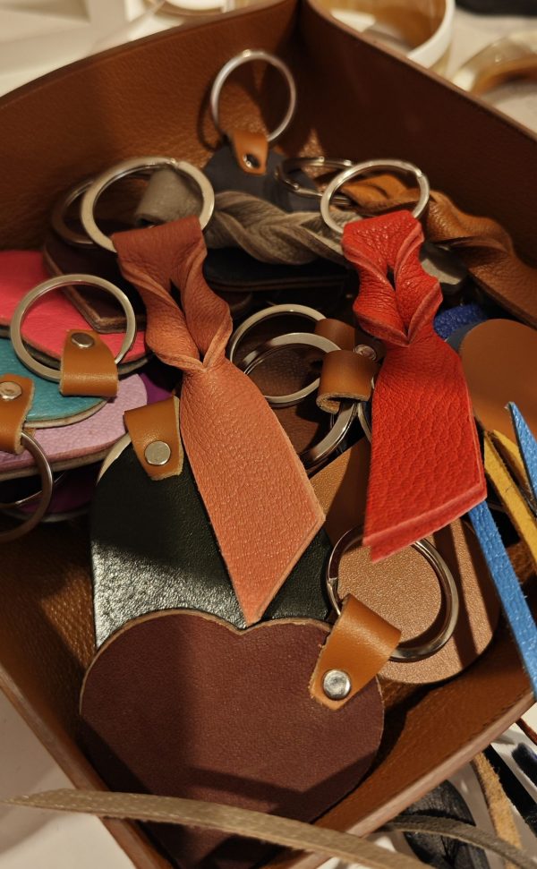 PORTES CLES CUIR PLEINE FLEUR