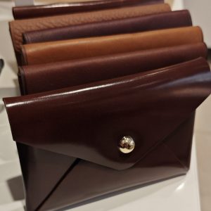 IMG_20251122_143619 PORTE MONNAIE MODELE ENVELOPPE